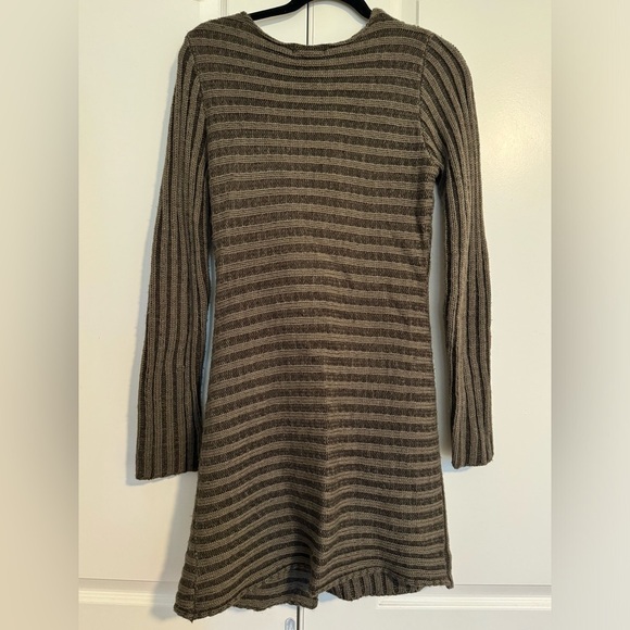 Belamie Women’s French Ribbed Cardigan - Picture 3 of 6